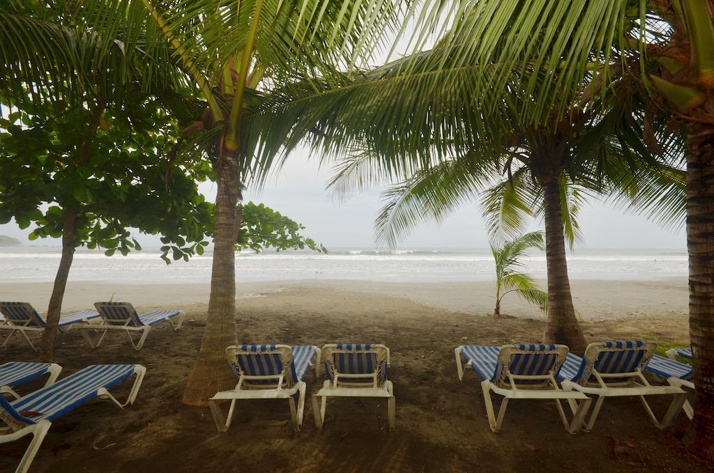 Hotel South Beach - Beachfront Jaco Bagian luar foto