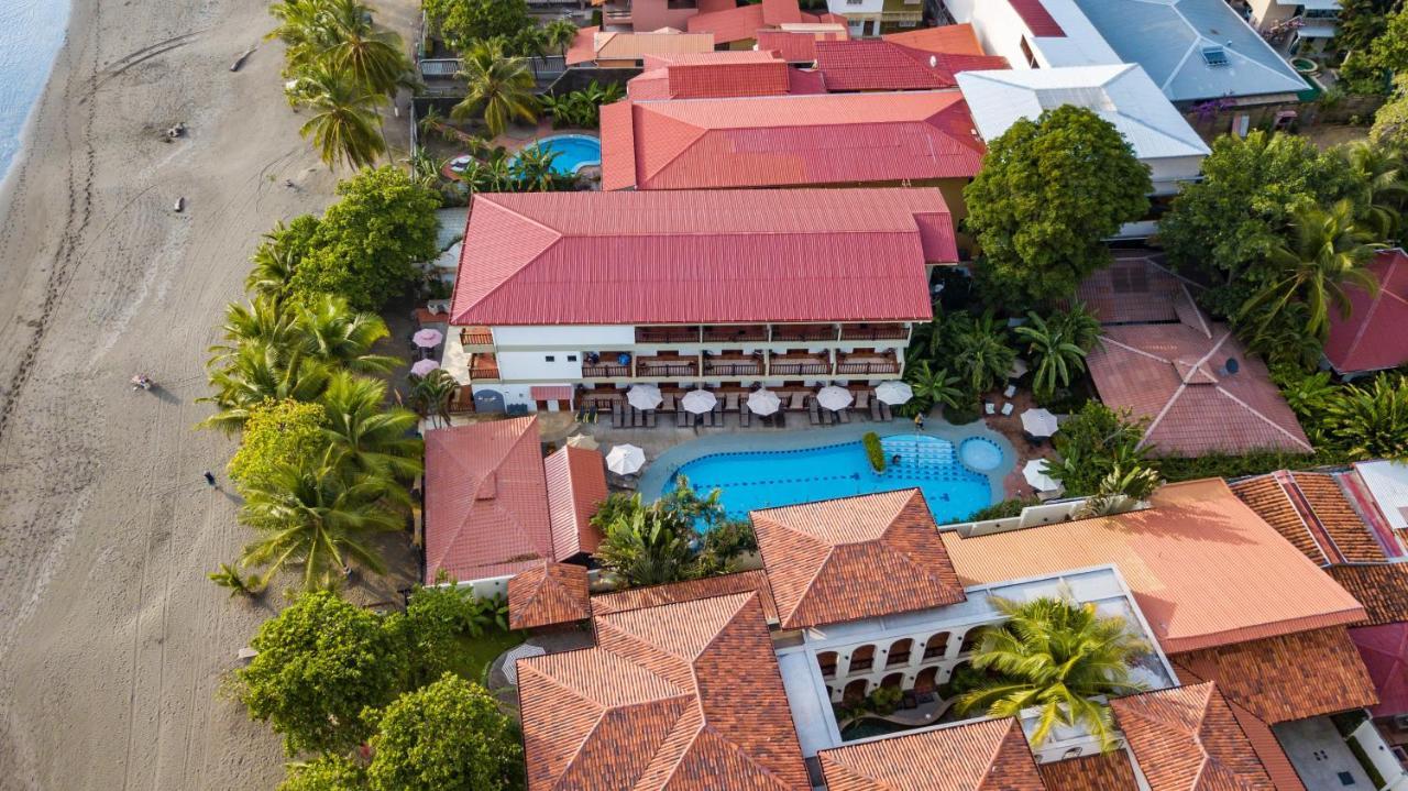 Hotel South Beach - Beachfront Jaco Bagian luar foto