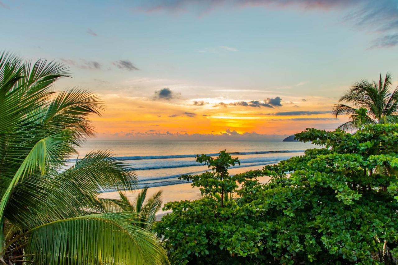 Hotel South Beach - Beachfront Jaco Bagian luar foto